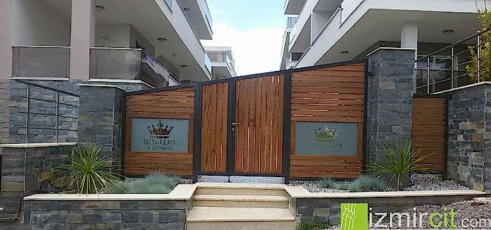 Site bahçe giriş kapısı