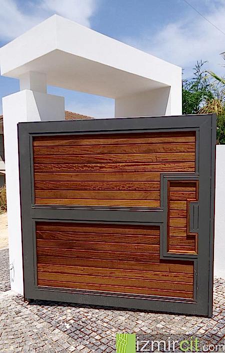 Villa Garaj Kapısı